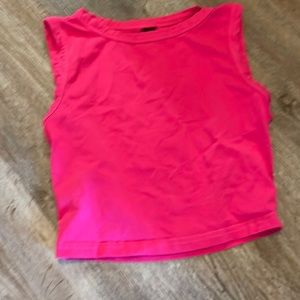 Hot pink cropped tank top!